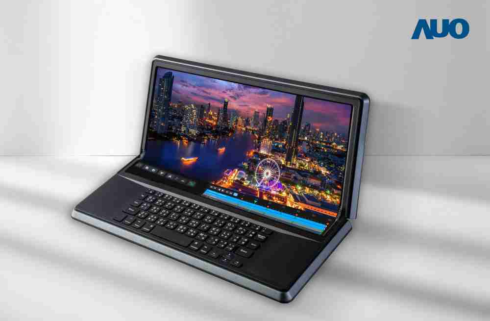 PG国际14.6吋Micro LED折迭显示屏幕，，搭配半径4mm的弯折绞炼，，，，以及高画素、、高亮度、、、、高对比度的显示技术特点，，，，即便在大视角下仍保有绝佳色相与亮度